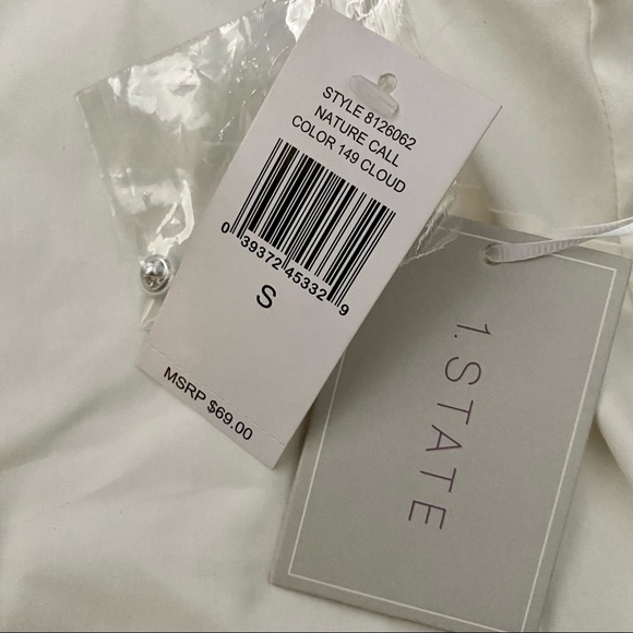 1.State Open-back Top - Picture 3 of 4